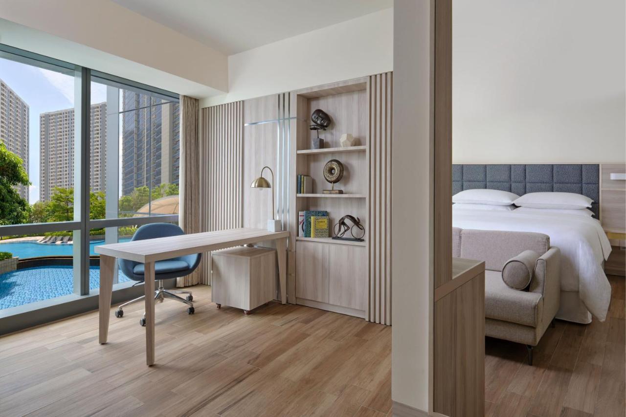 Four Points By Sheraton Surabaya, Pakuwon Indah Εξωτερικό φωτογραφία