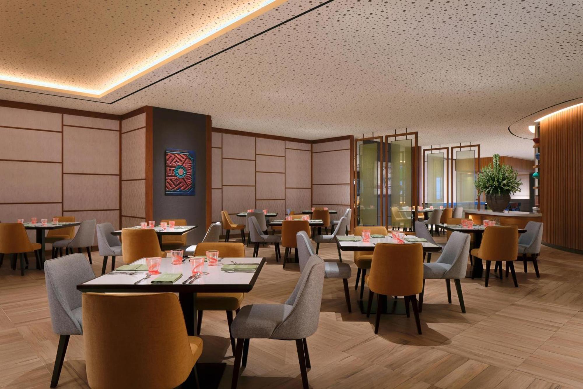 Four Points By Sheraton Surabaya, Pakuwon Indah Εξωτερικό φωτογραφία